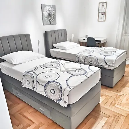 דירה Anamarija-bacvice ספליט