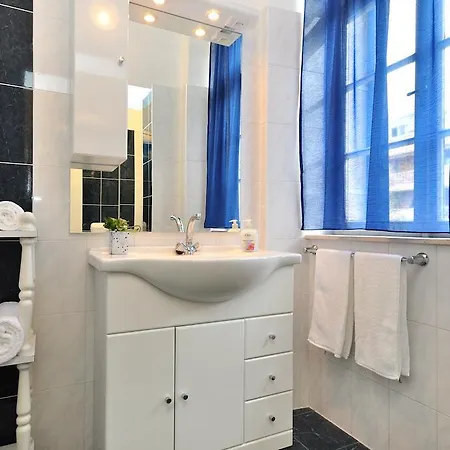 Apartament Anamarija-bacvice Split